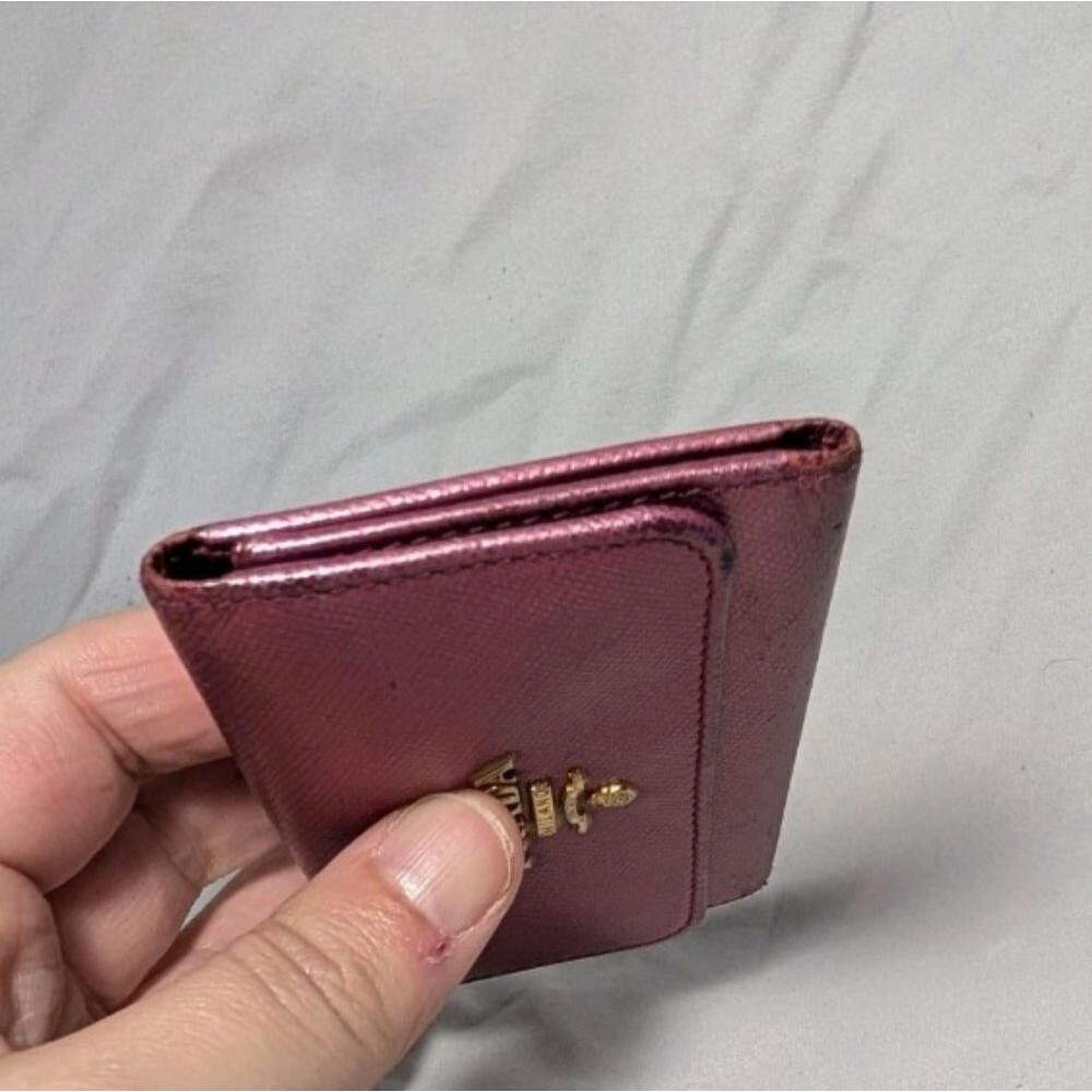Authentic Prada Metallic Pink Leather Key Wallet - Picture 3 of 10